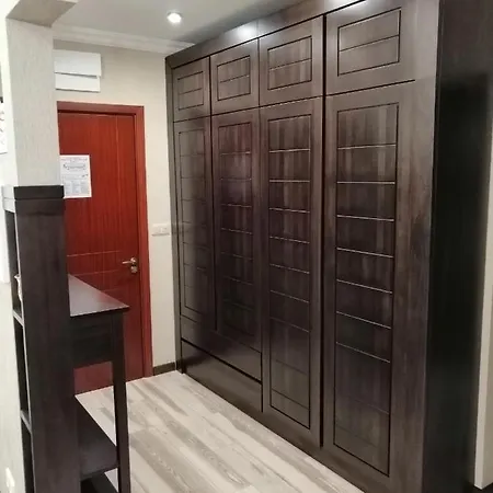Luxury Two-bedroom Apartment *
