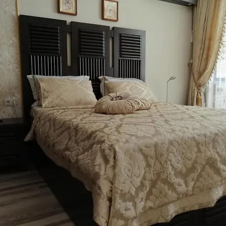 Luxury Two-bedroom *