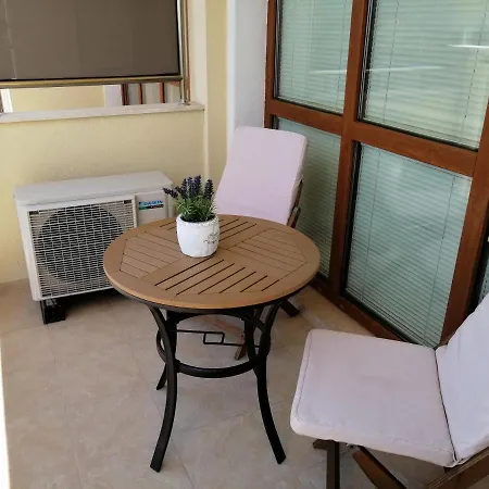 Luxury Two-bedroom Apartment